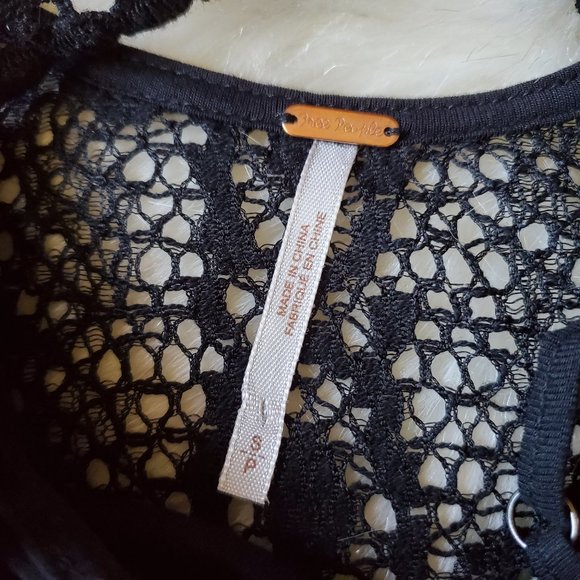 Free People RARE Holy Mountain Crochet Mini Dress Size Small EUC - Picture 13 of 16